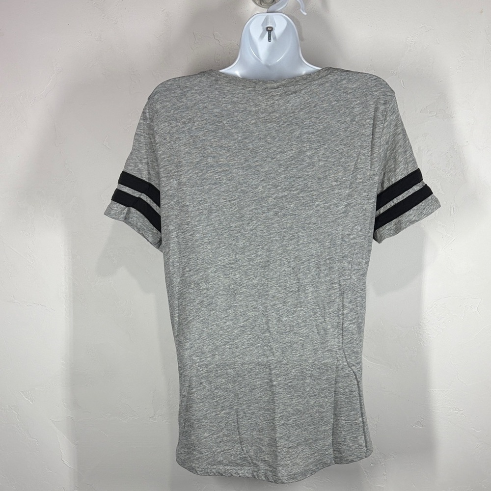Pink Victoria’s Secret Gray Graphic Son of a Nutcracker T-Shirt size large - Picture 7 of 10